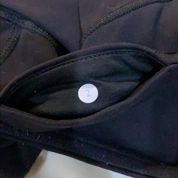 Black lululemon leggings - Picture 4 of 4